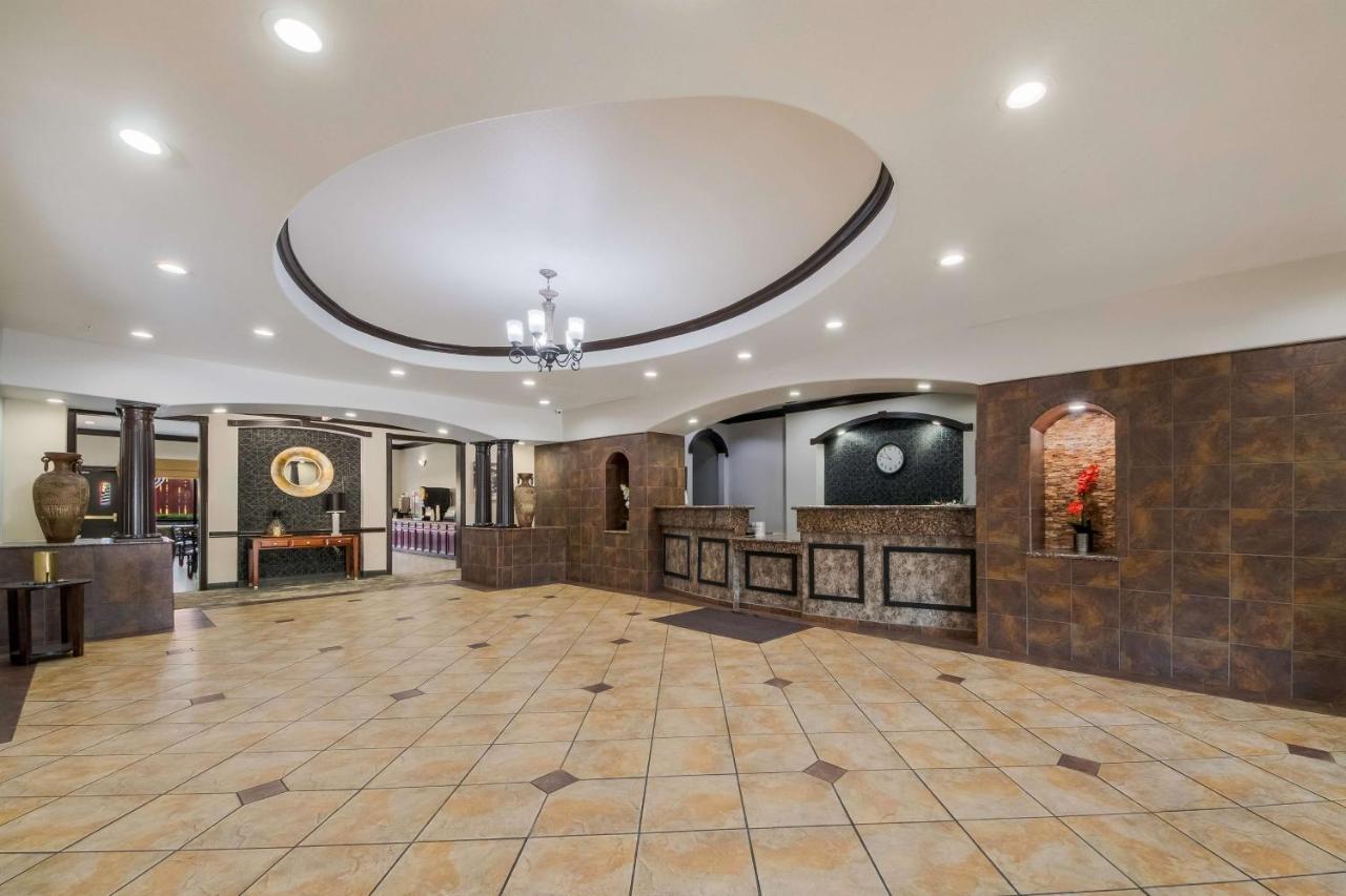 Surestay Plus Hotel By Best Western Near Seaworld San Antonio Ngoại thất bức ảnh