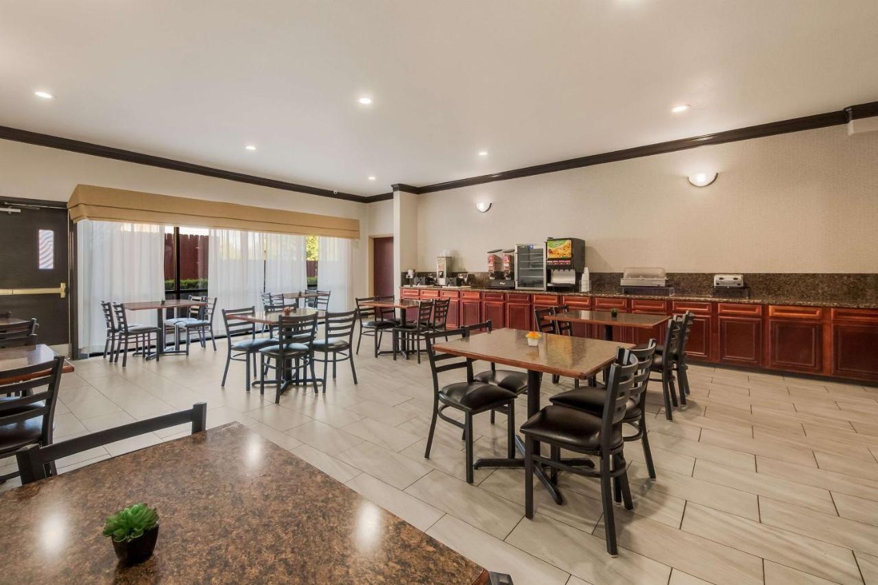 Surestay Plus Hotel By Best Western Near Seaworld San Antonio Ngoại thất bức ảnh